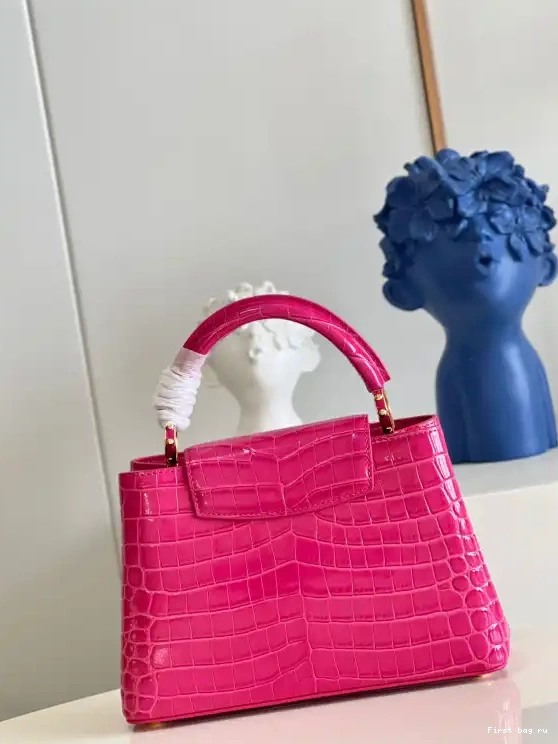 First bag ru BB LOUIS CAPUCINES VUITTON 0613